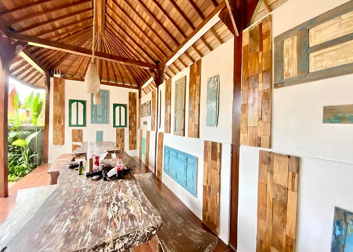 Wooden 3*